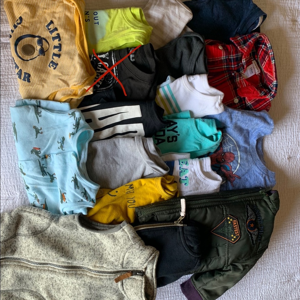 17 p 18m shirt bundle Oshkosh cat & jack Carter’s